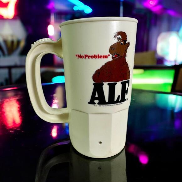 ALF VTG 1987 No Problem Betras Plastics Super Mug White Graphics Missing Lid - Picture 1 of 6